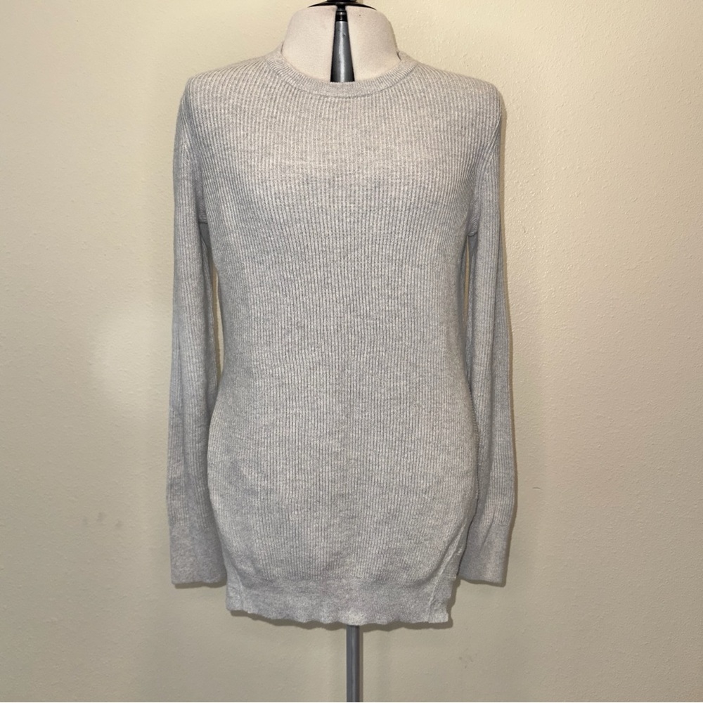 EQUIPMENT Femme long sleeved gray top/sweater Sz XS/TP
